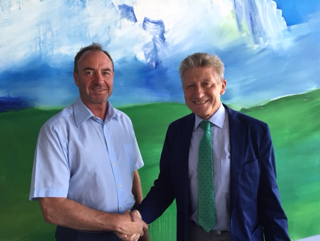 handshake_bm_prakom (1)