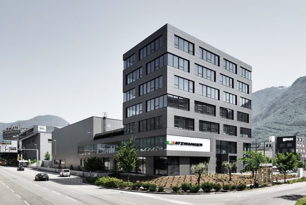 image_headquarter-600x403